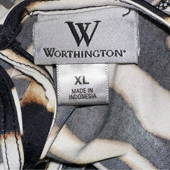 Black & Cream zebra print Halter Top XL - Picture 6 of 7